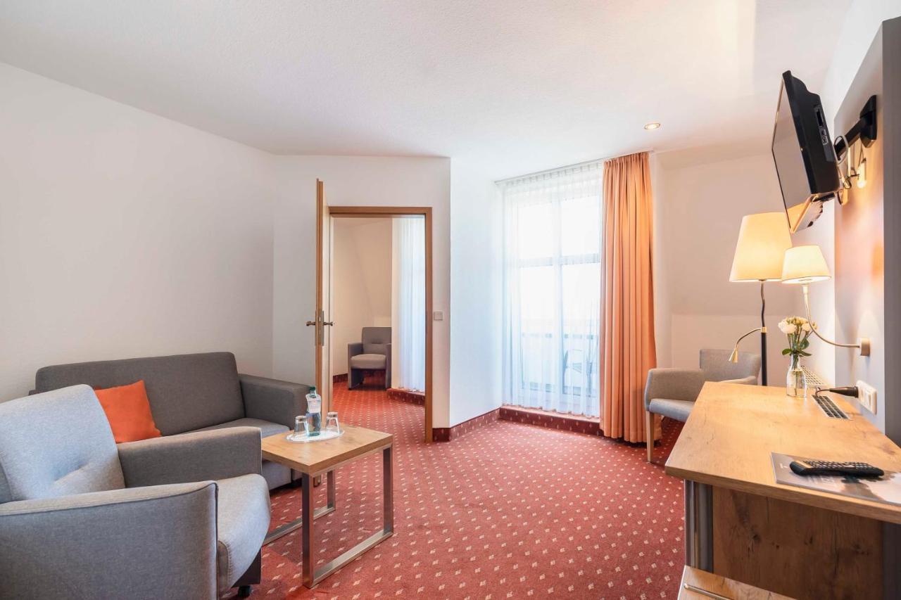 Hotel Markgraf Lehnin Ngoại thất bức ảnh