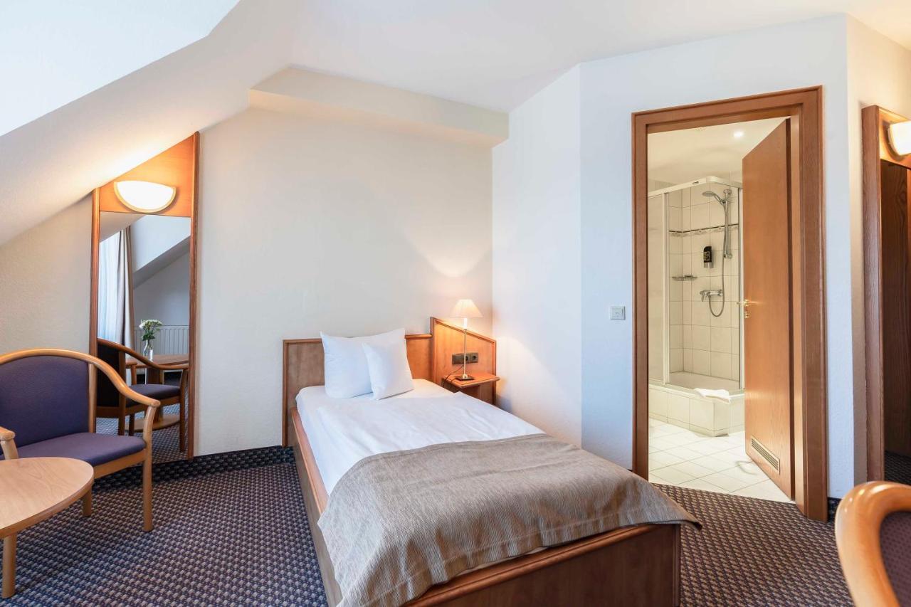 Hotel Markgraf Lehnin Ngoại thất bức ảnh